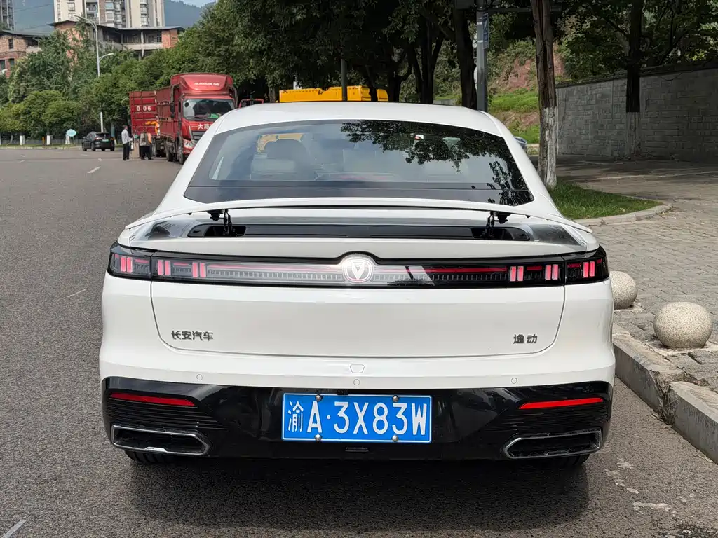 Changan Eado — фото 4