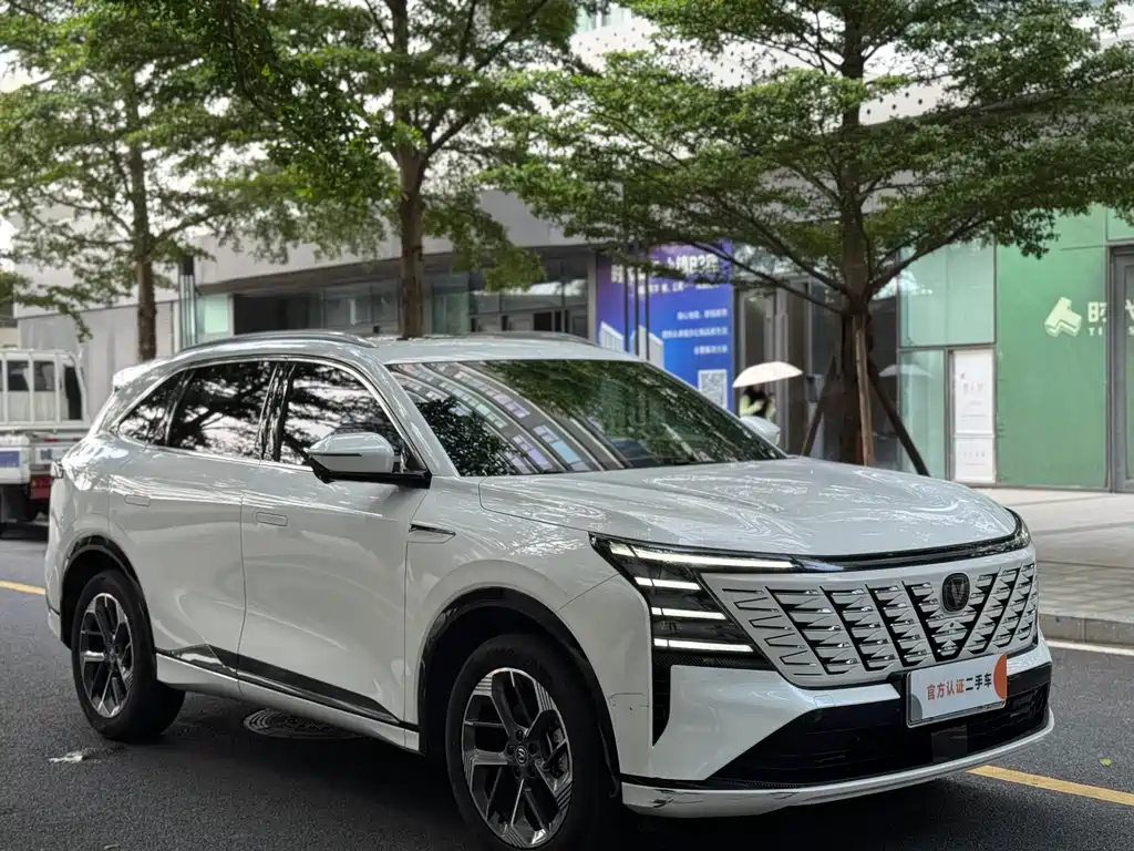 Changan CS75 PLUS — фото 3