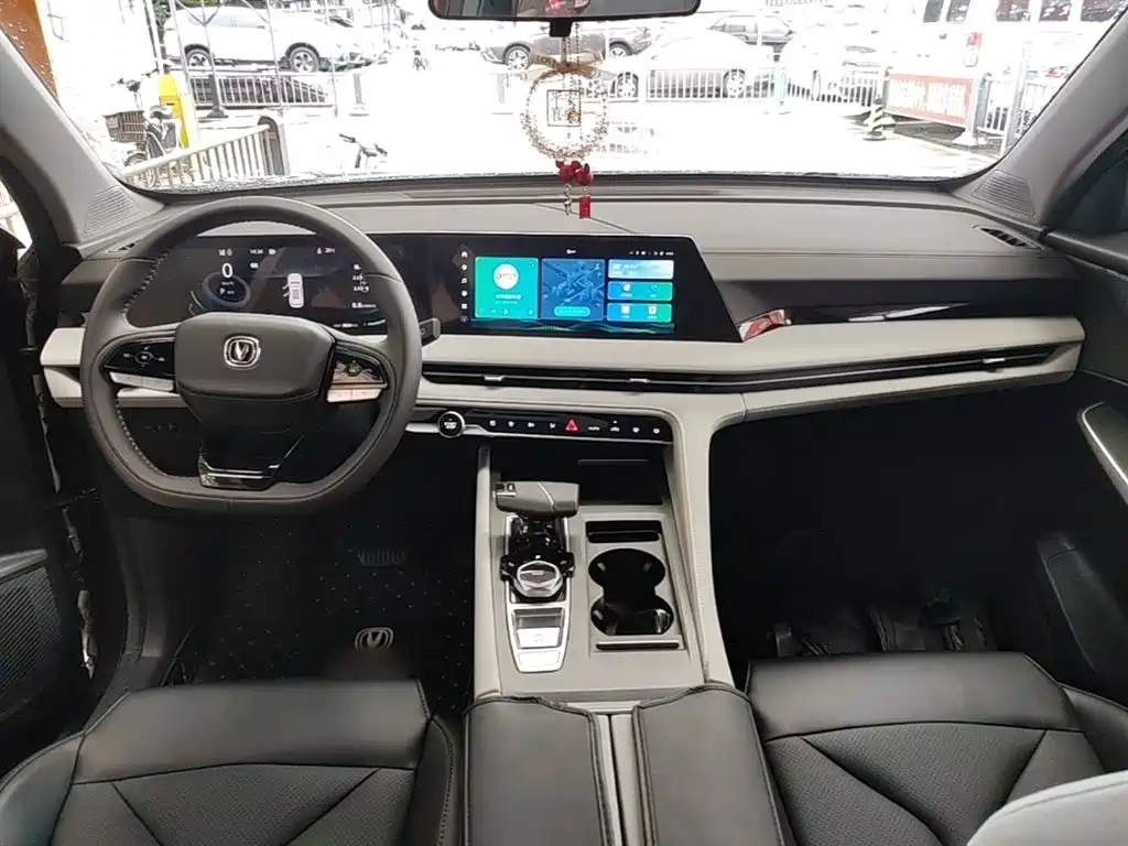 Changan CS75 PLUS — фото 10