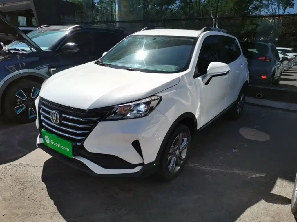 Changan CS15 — фото 2