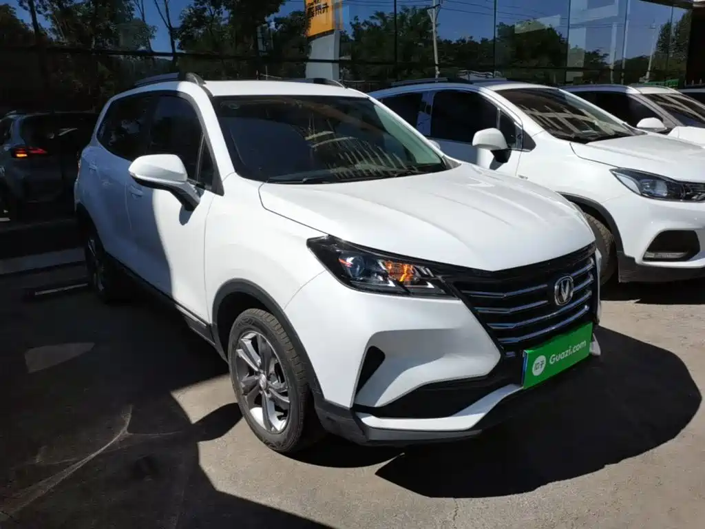Changan CS15 — фото 4