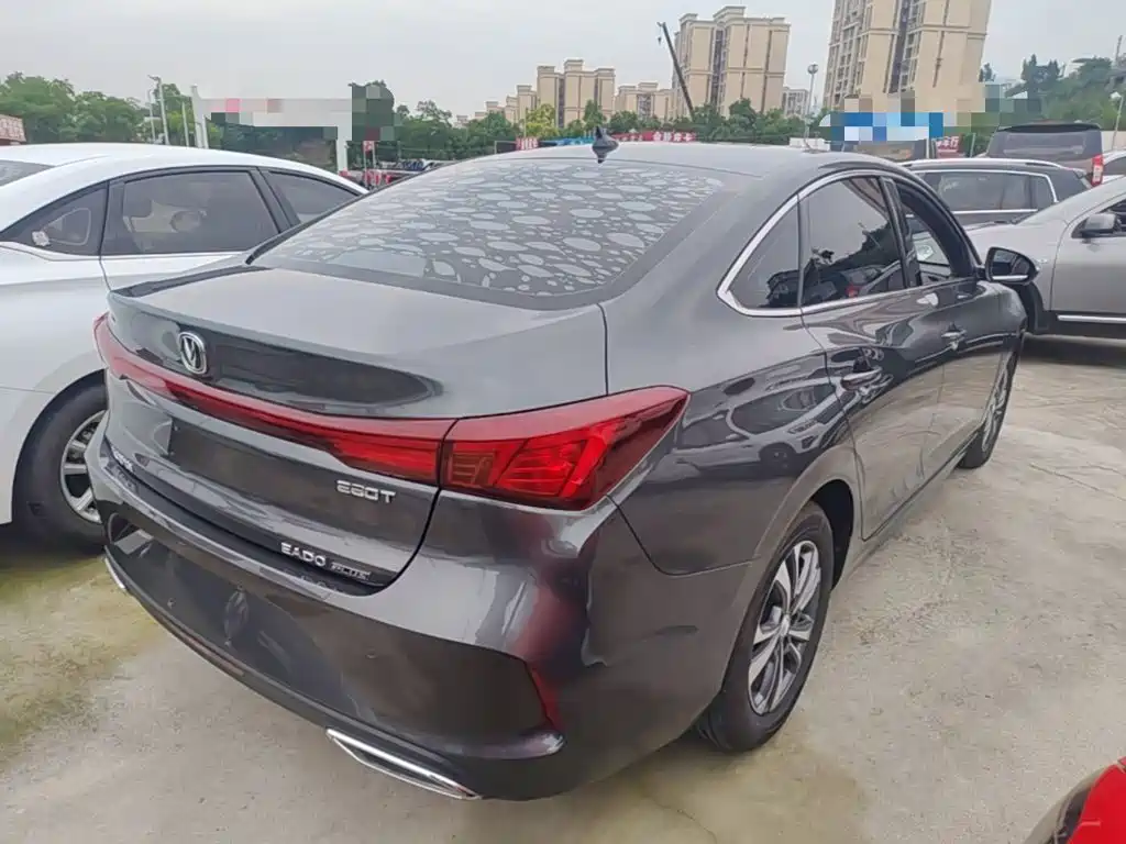 Changan Eado — фото 7
