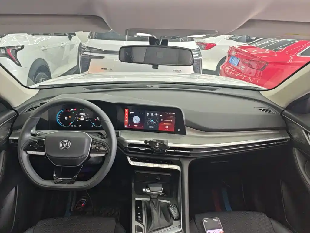 Changan CS35PLUS — фото 10