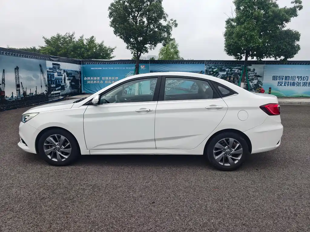 Changan Eado DT — фото 14