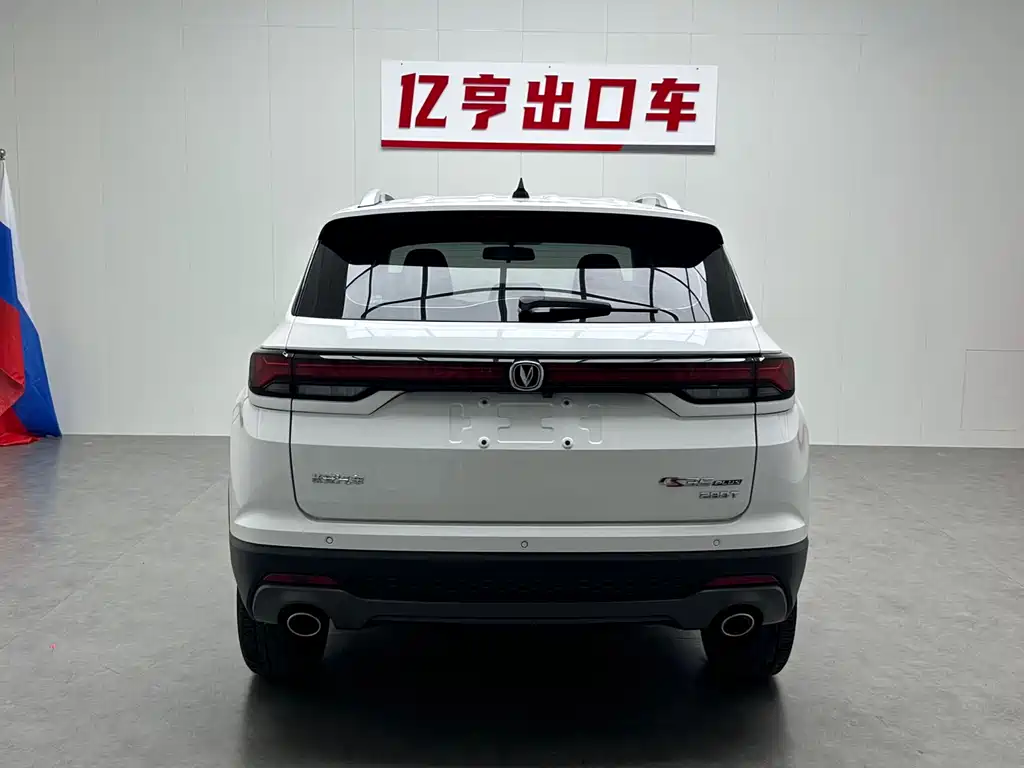 Changan CS35PLUS — фото 18