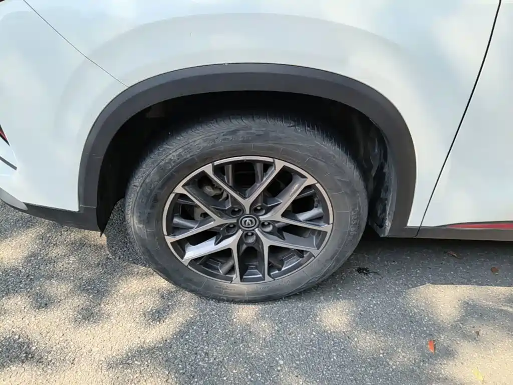 Changan CS75 PLUS — фото 23