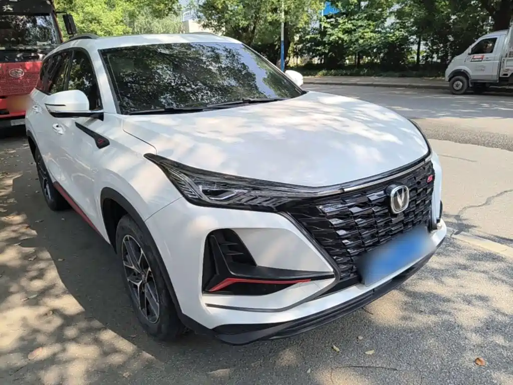 Changan CS75 PLUS — фото 4