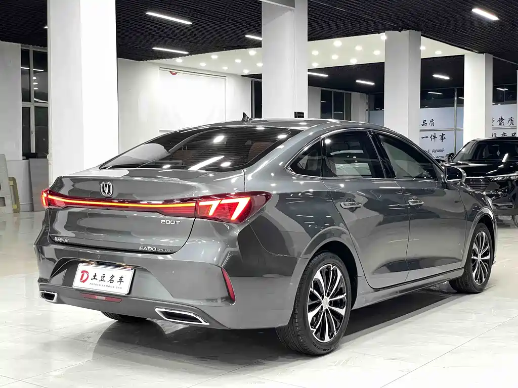 Changan Eado — фото 6