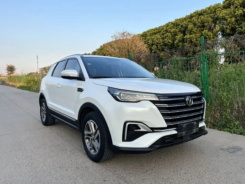 Changan CS55PLUS — фото 3