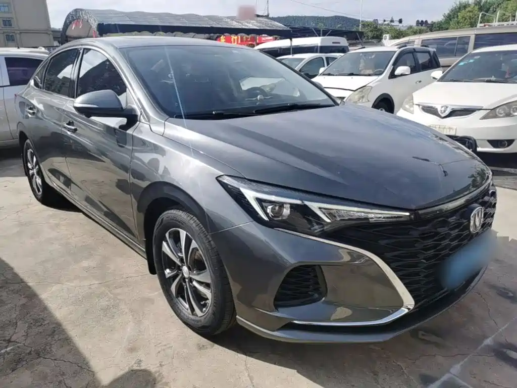 Changan Eado — фото 4