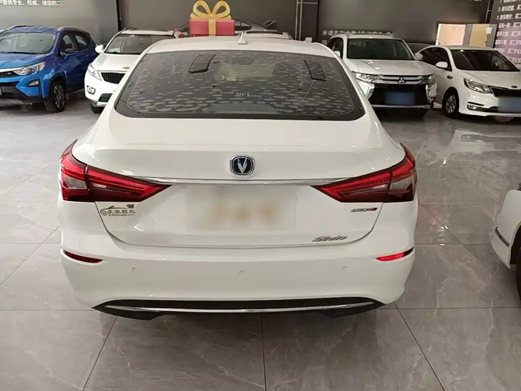 Changan Eado — фото 4