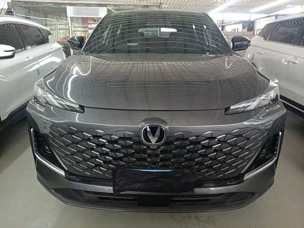 Changan CS55PLUS — фото 3