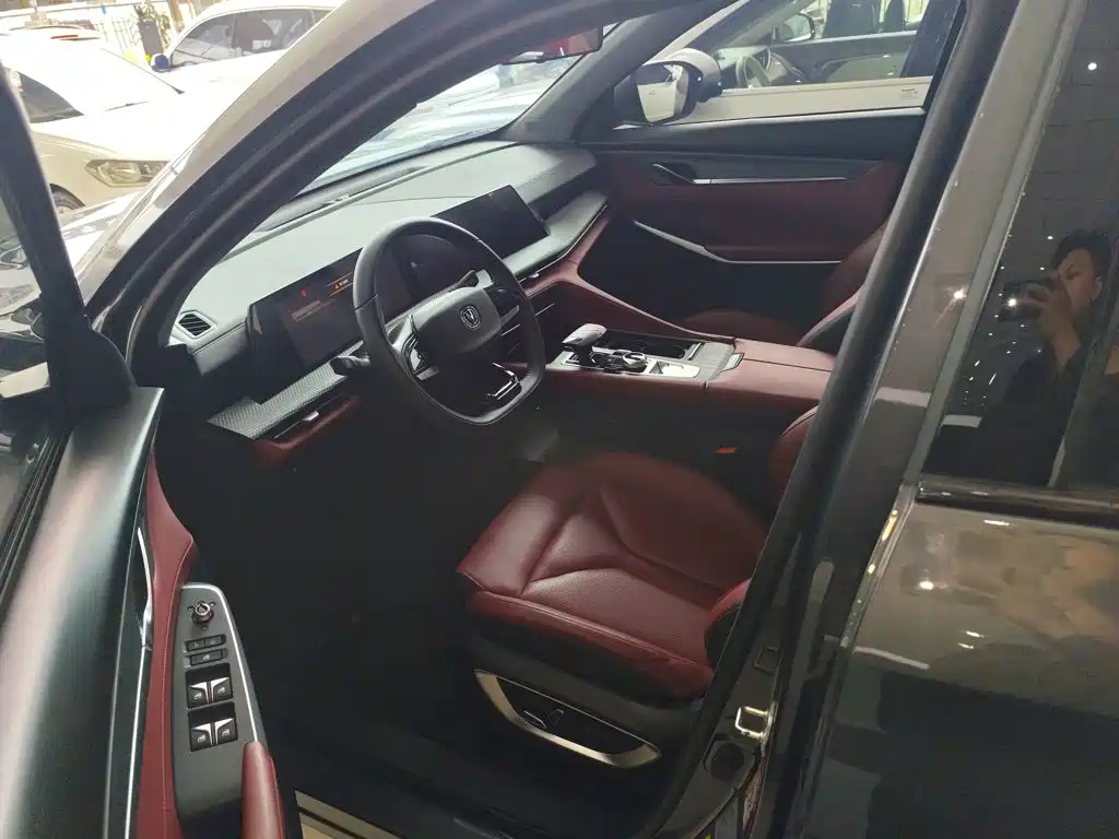 Changan CS75 PLUS — фото 11