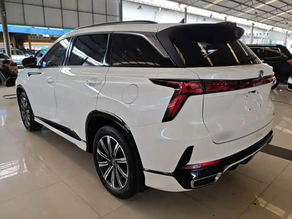 Changan CS75 PLUS — фото 23