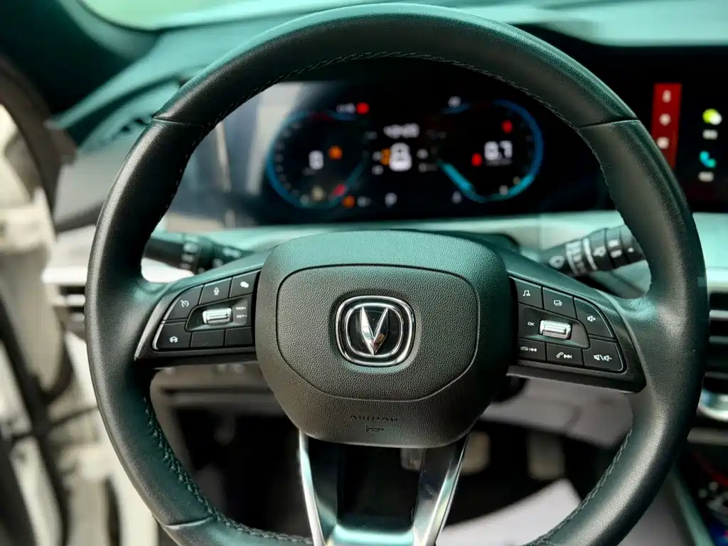 Changan CS35PLUS — фото 19