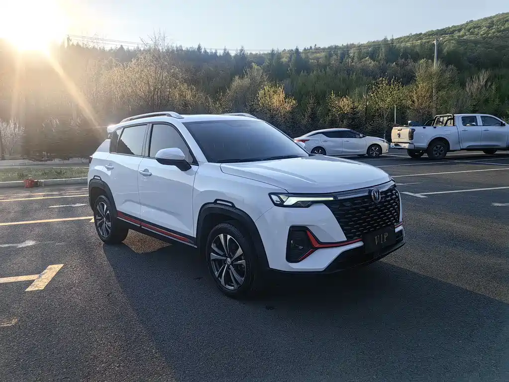 Changan CS35PLUS — фото 3