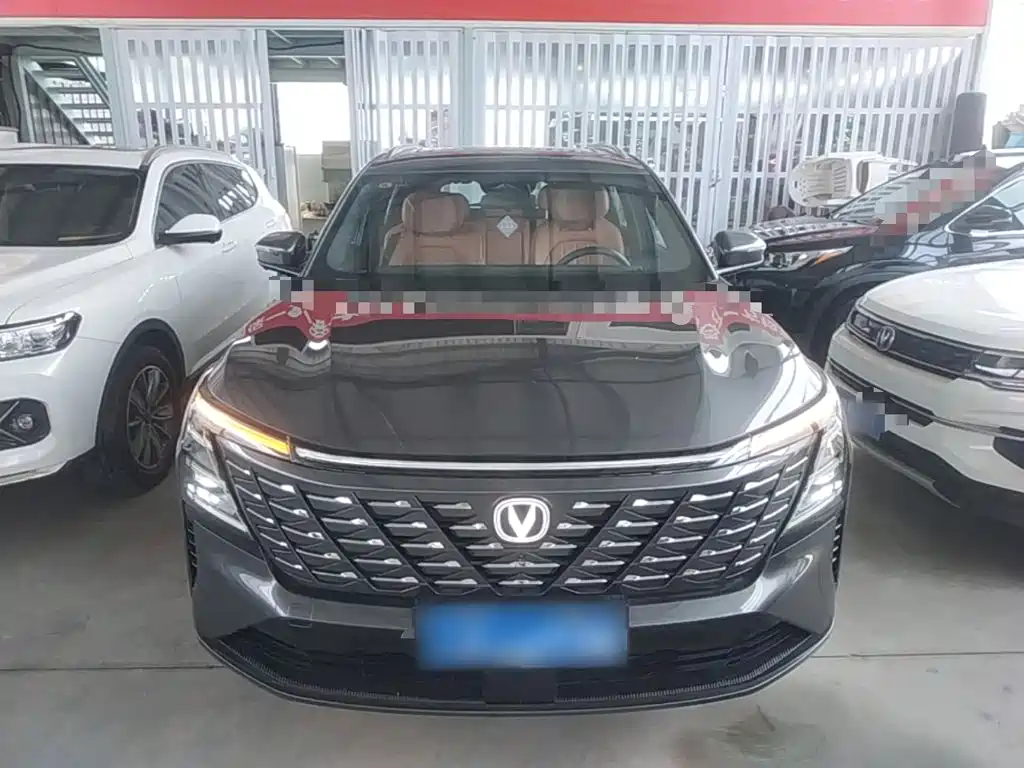 Changan CS75 PLUS — фото 3