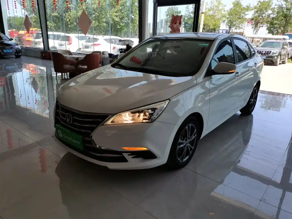Changan Eado DT — фото 2