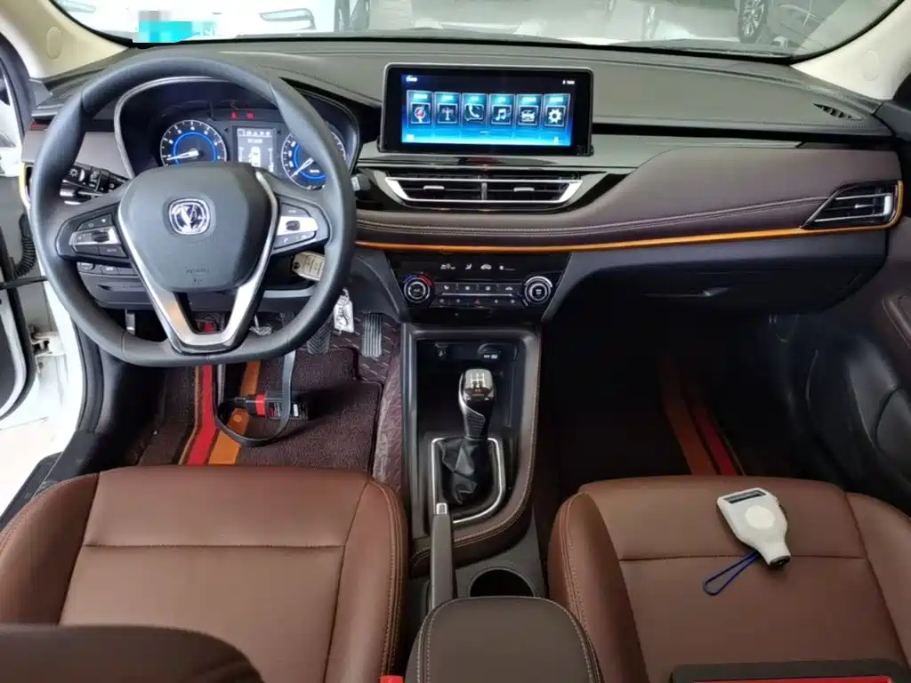 Changan Eado DT — фото 10