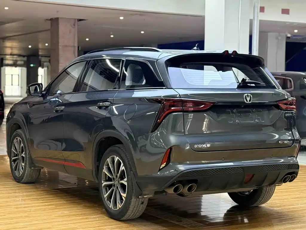 Changan CS75 PLUS — фото 4