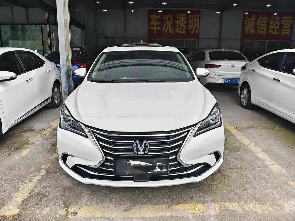 Changan Eado — фото 2