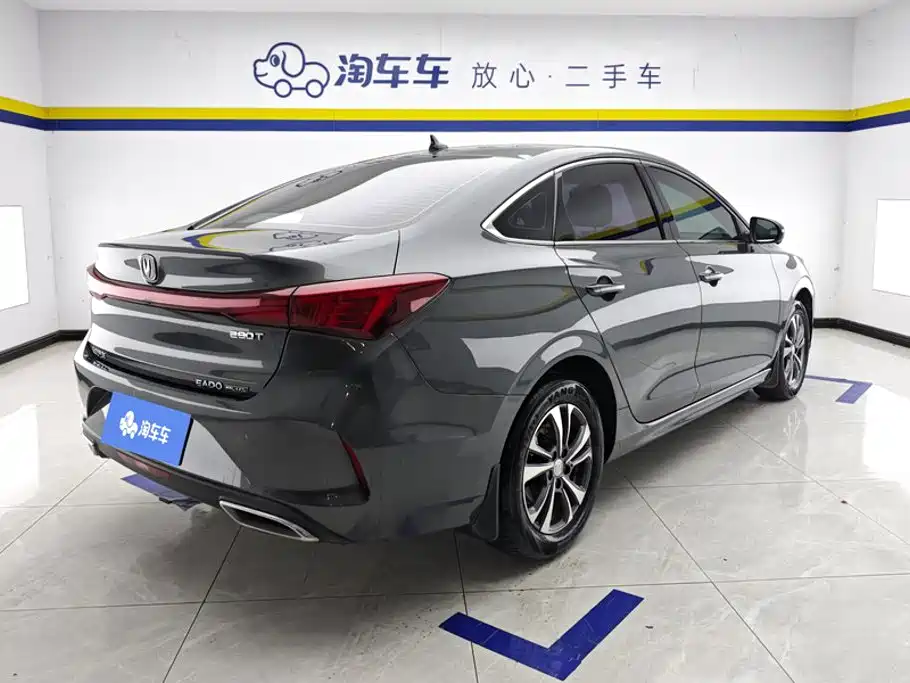 Changan Eado — фото 3
