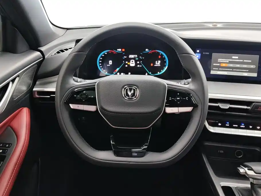 Changan CS35PLUS — фото 15
