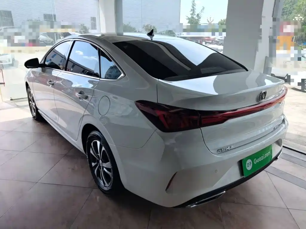 Changan Eado — фото 5