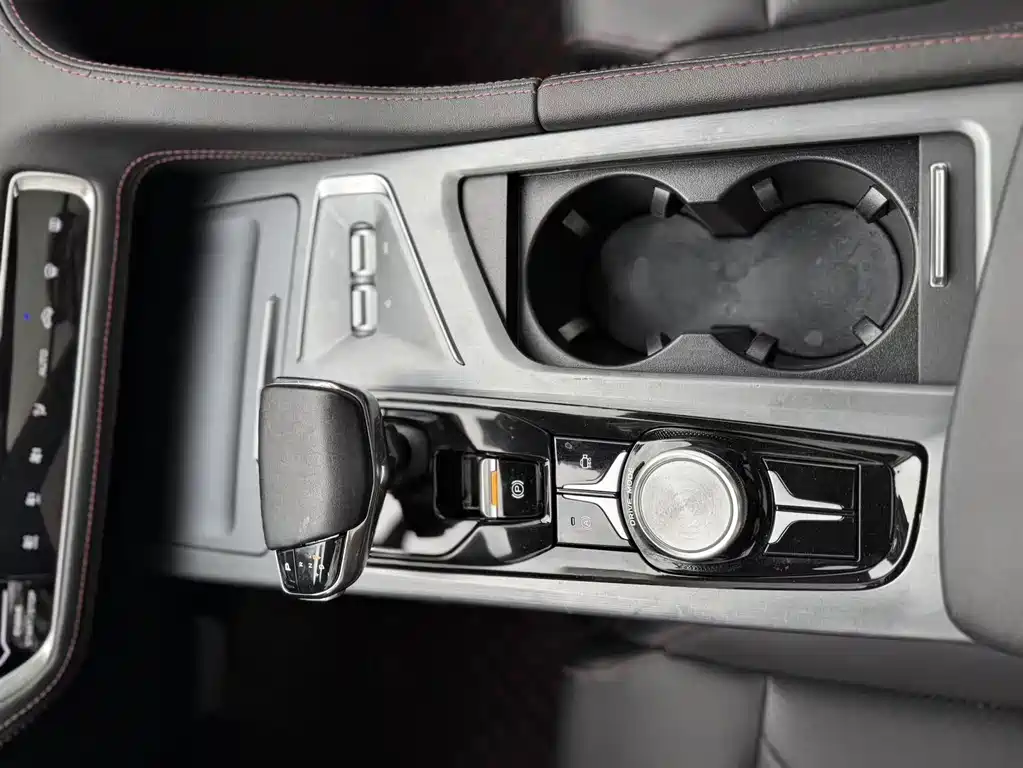 Changan CS75 PLUS — фото 11