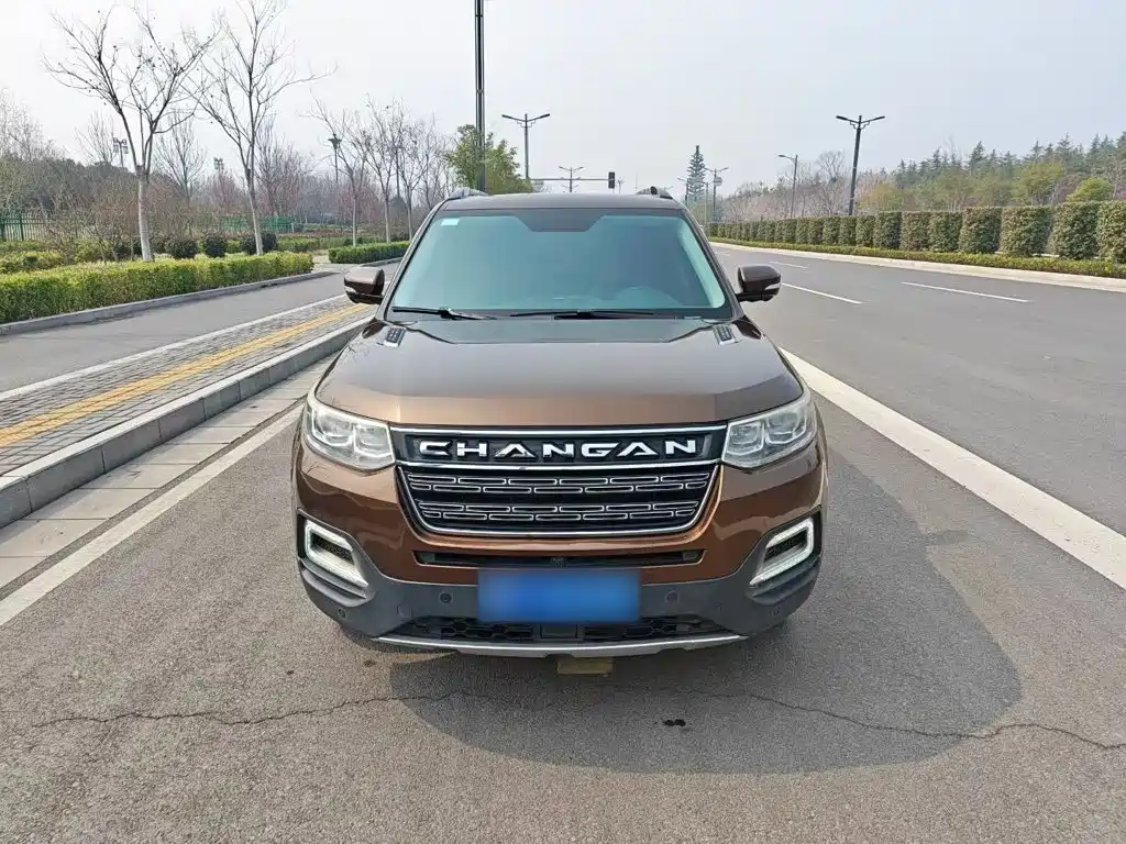 Changan CS95 — фото 3