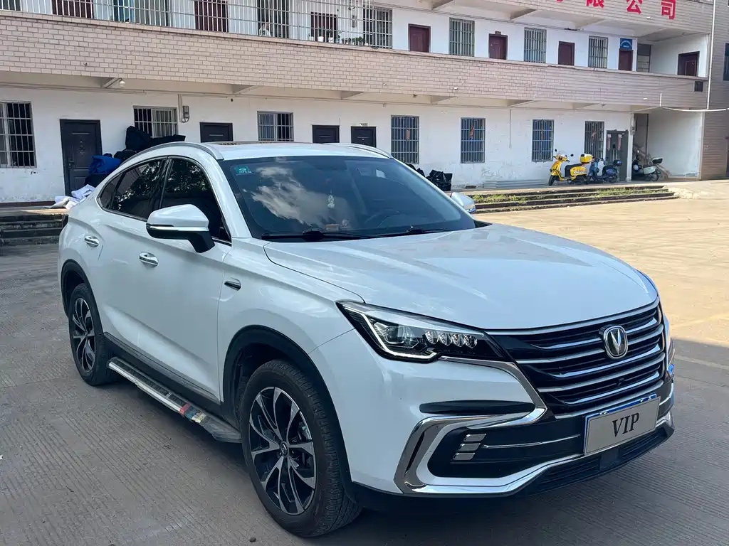 Changan CS85 COUPE — фото 2