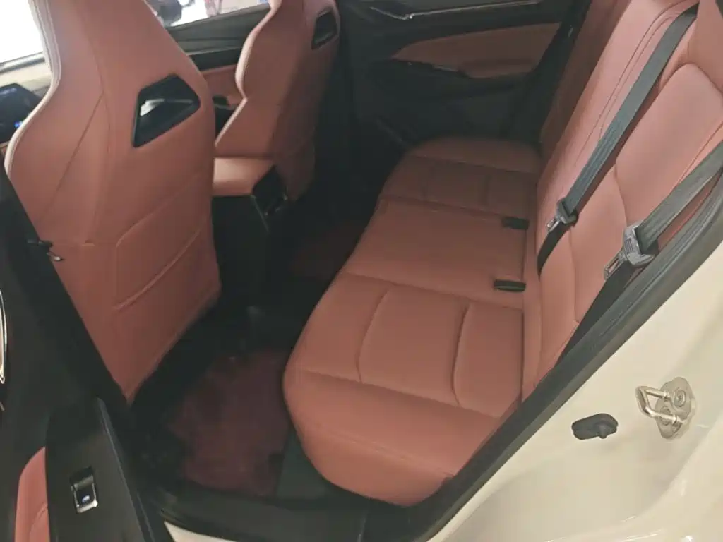 Changan X5 PLUS — фото 17