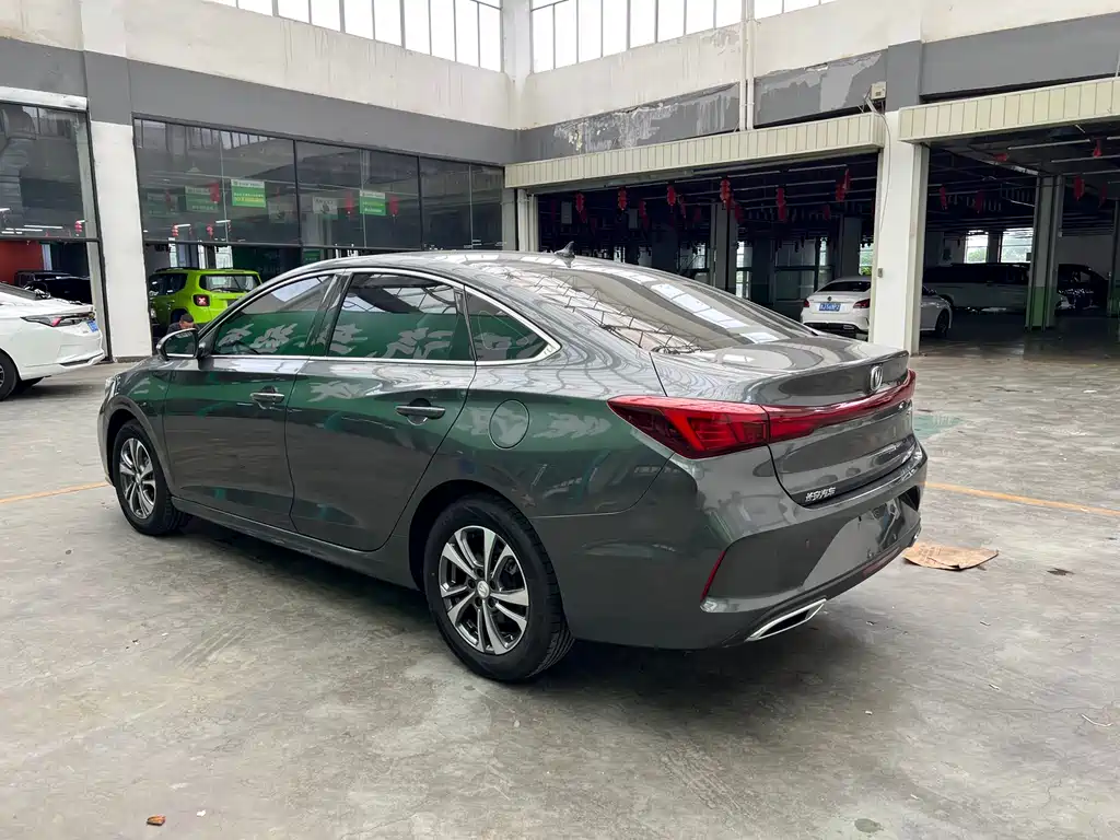 Changan Eado — фото 11