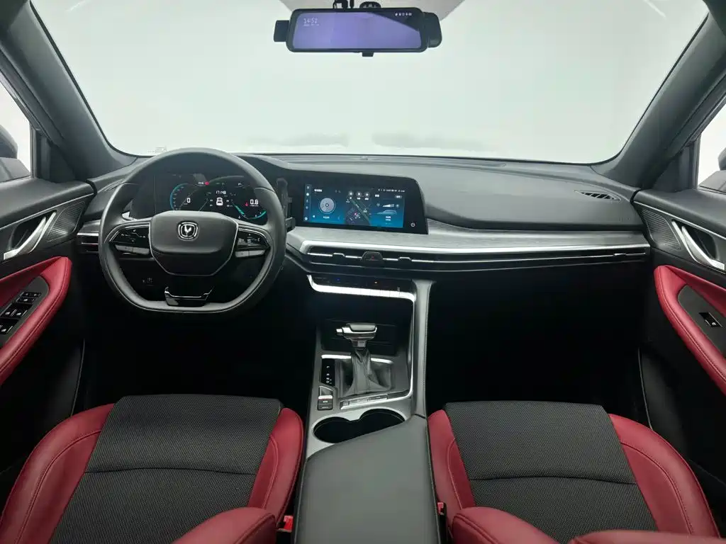 Changan CS35PLUS — фото 18