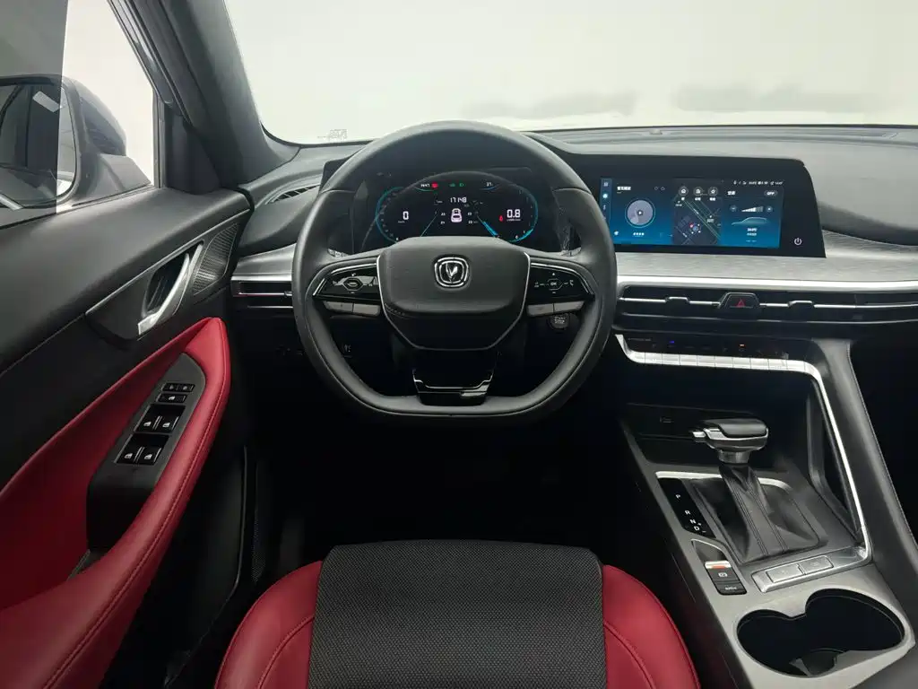 Changan CS35PLUS — фото 19
