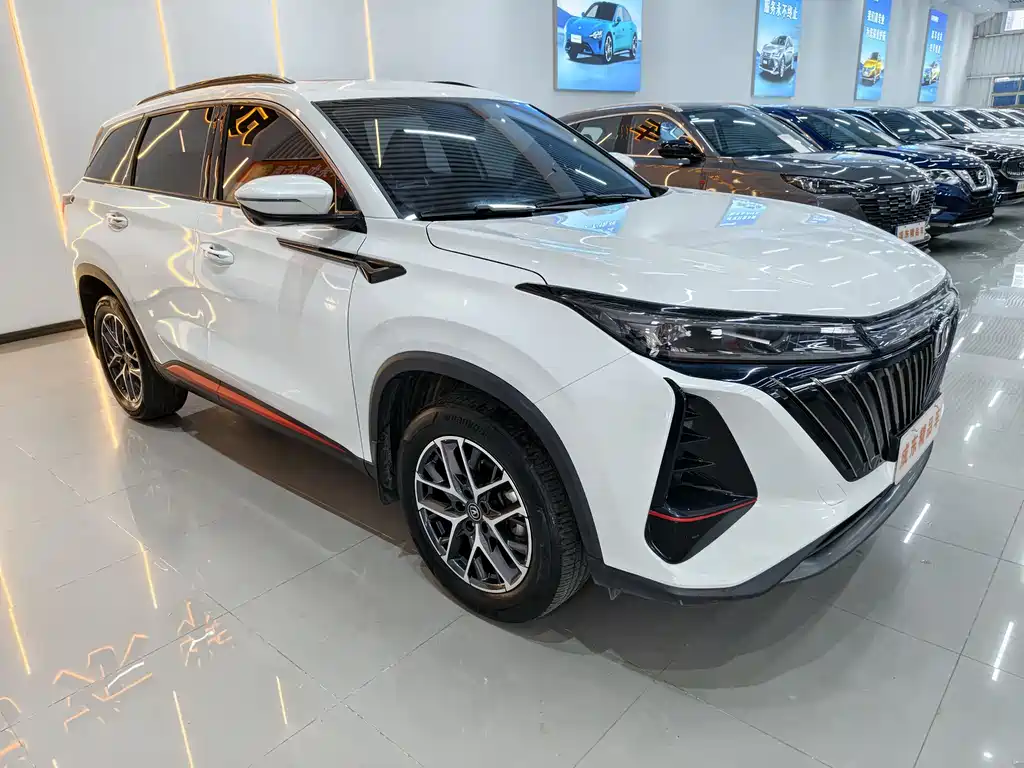 Changan CS75 PLUS — фото 3
