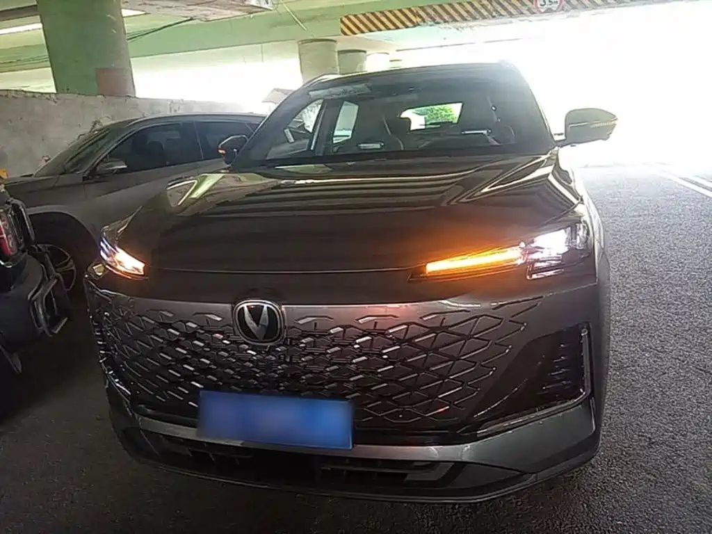 Changan CS55PLUS — фото 3