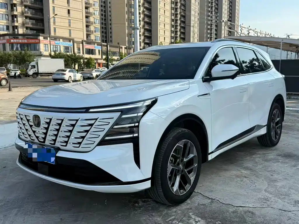 Changan CS75 PLUS — фото 3