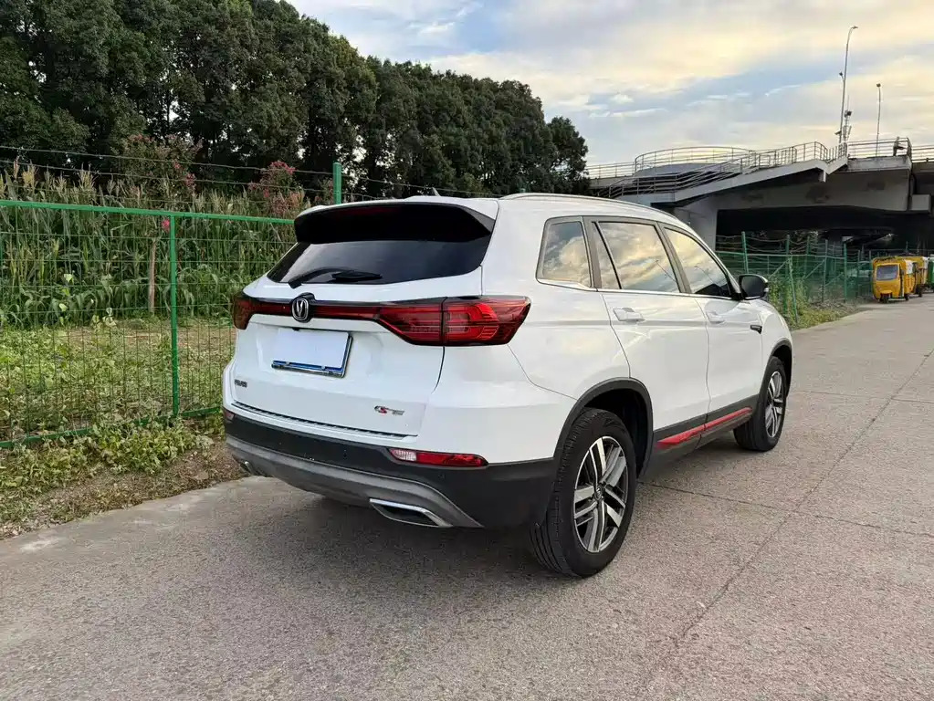 Changan CS75 — фото 15