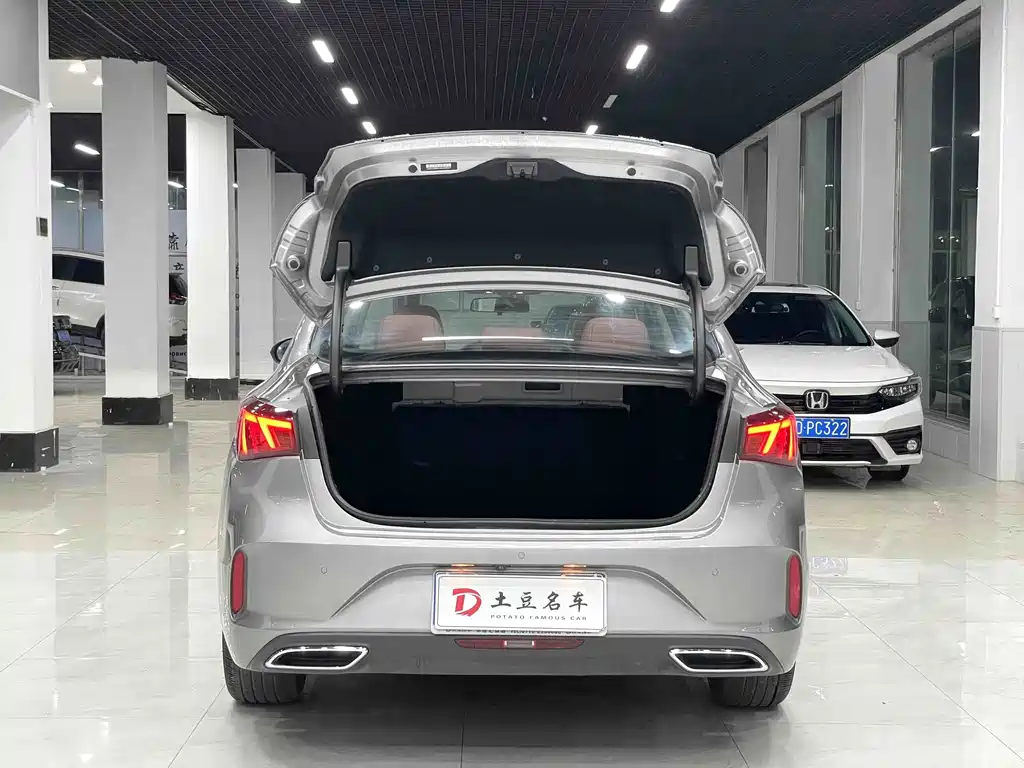 Changan Eado — фото 19