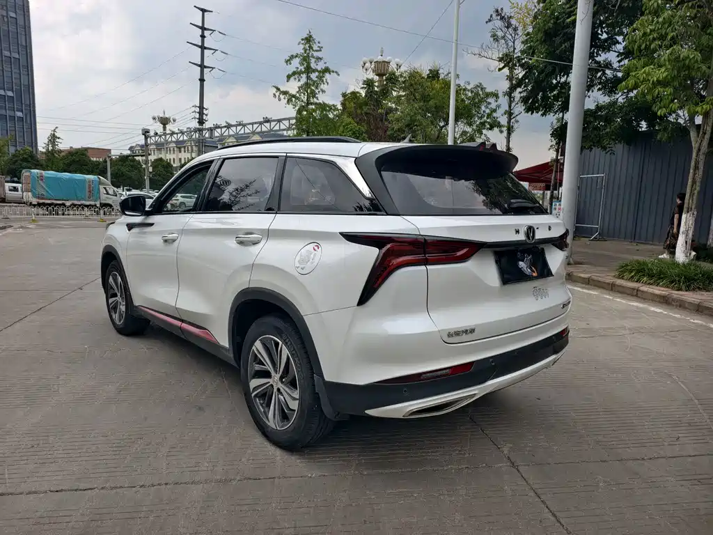 Changan CS75 PLUS — фото 4