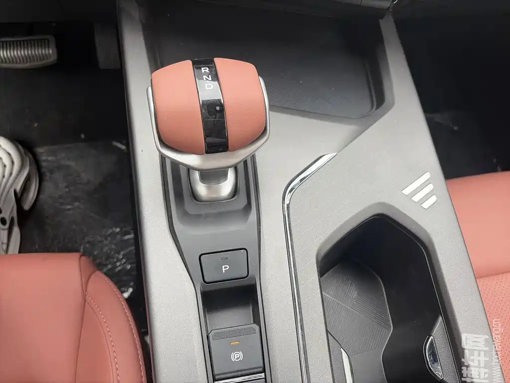 Changan X5 PLUS — фото 14
