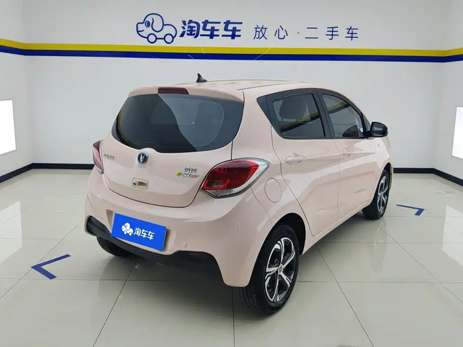 Changan Benben E-Star — фото 3