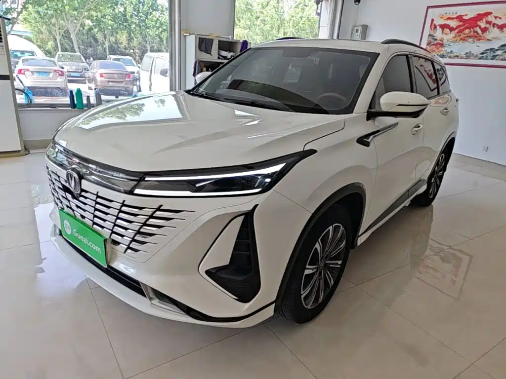 Changan CS75 PLUS — фото 2