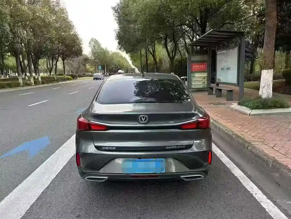 Changan Eado — фото 9