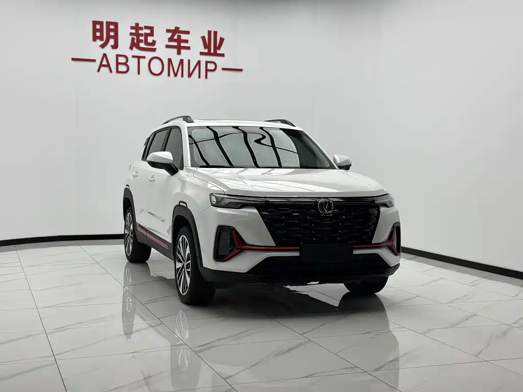 Changan CS35PLUS — фото 3