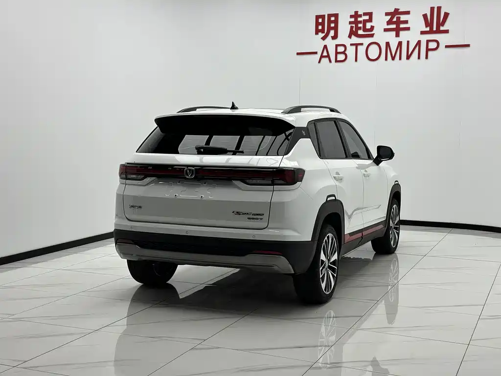 Changan CS35PLUS — фото 9