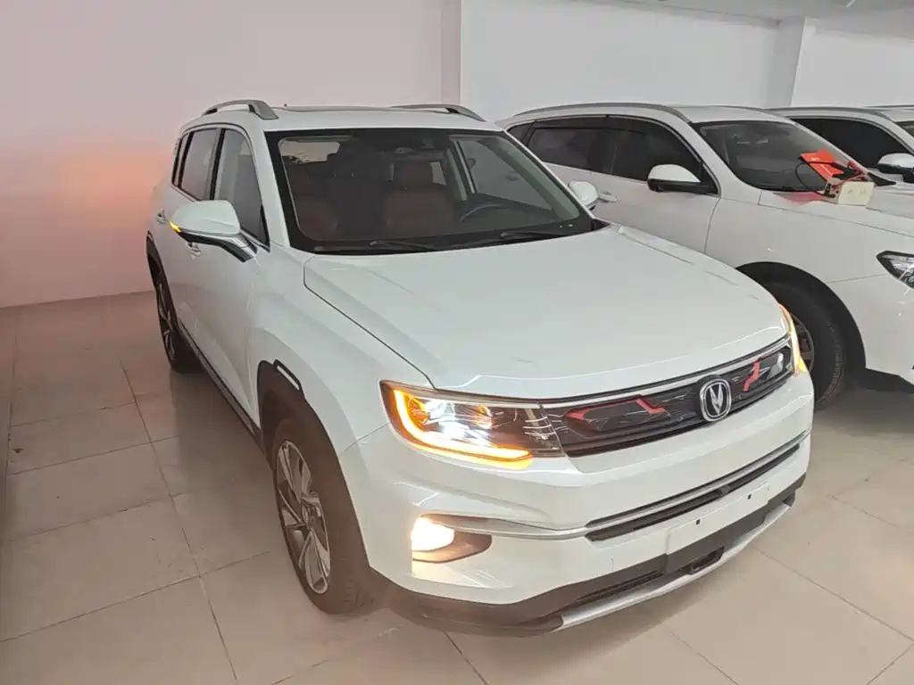 Changan CS35PLUS — фото 4