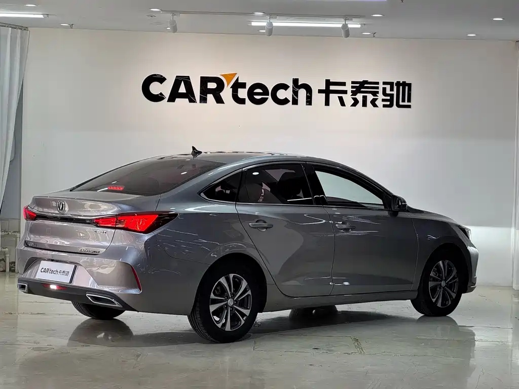 Changan Eado — фото 4