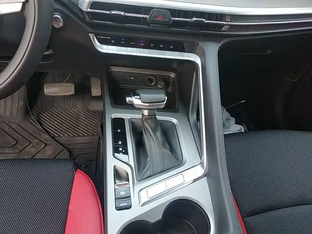 Changan CS35PLUS — фото 14